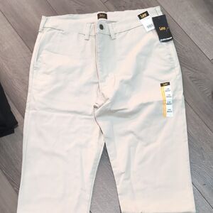 Lee Men’s Light Khaki Chino Pants